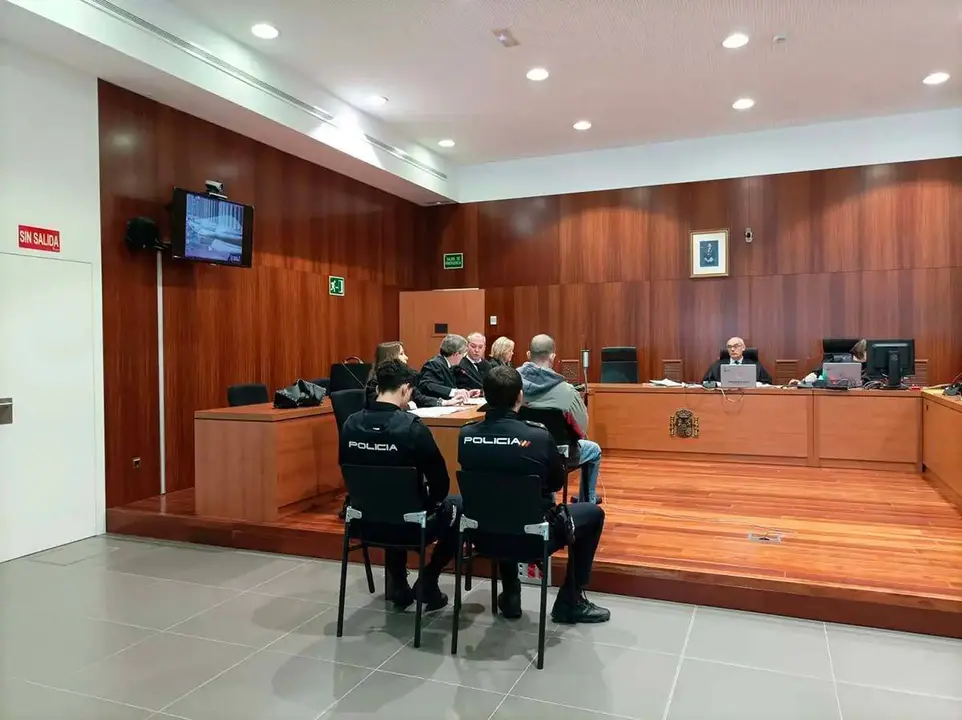El TSJA confirma de este modo la petici&oacute;n de las defensas de la madre y la hermana 