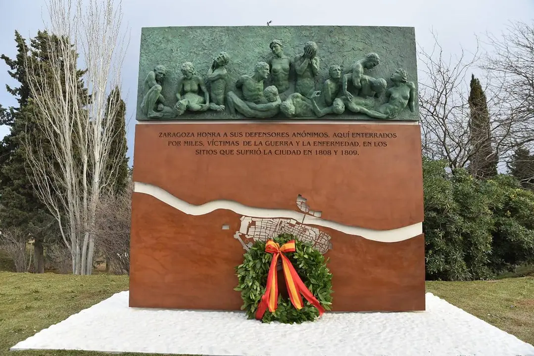 Monumento a los H&eacute;roes de Los Sitios