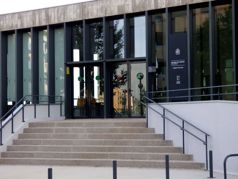 La Audiencia Provincial de Huesca ha desestimado el recurso de la Generalitat y ratifica lo dictado por el Juzgado de Primera Instancia n&uacute;mero 1 de Barbastro en cuanto a los 111 bienes sacros propiedad de 42 parroquias de la Di&oacute;cesis Barbastro-Monz&oacute;n.