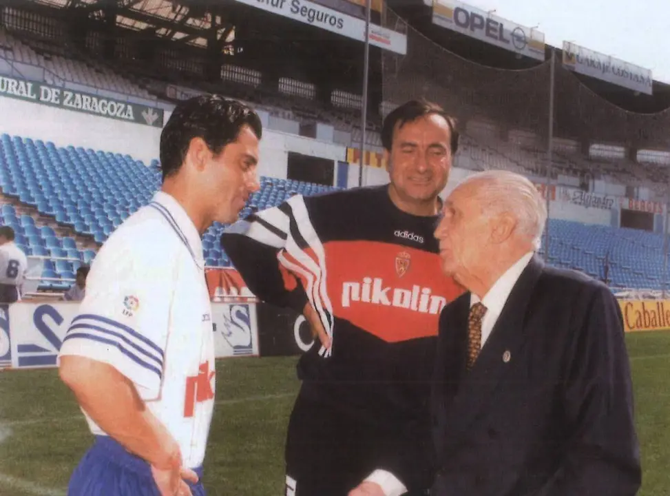 Doctor Villanueva en La Romareda