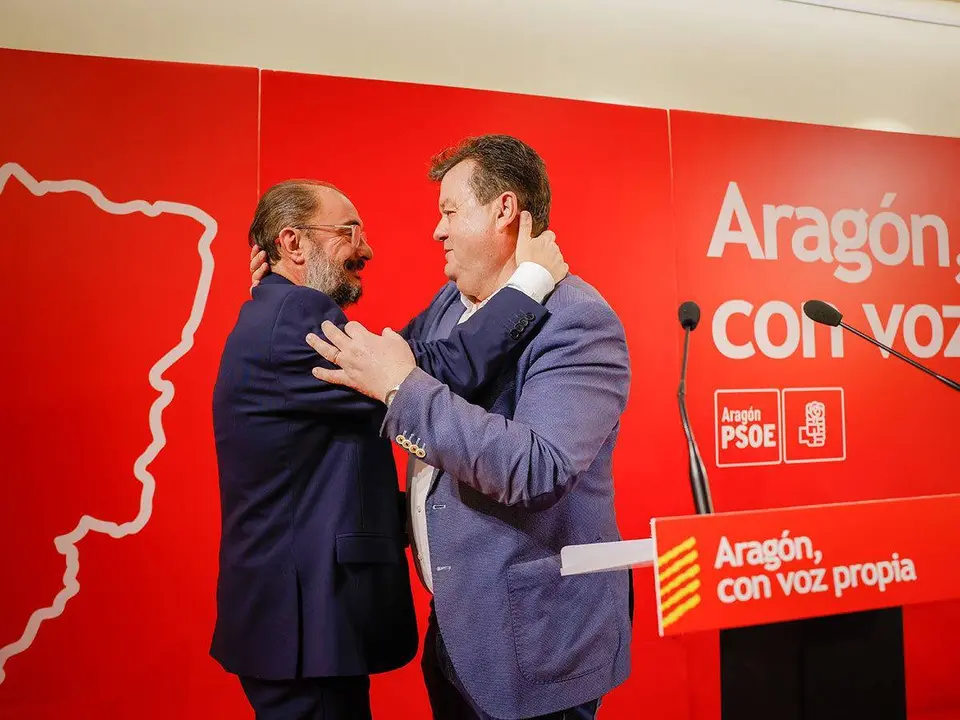 El actual alcalde ha estado apoyado por el presidente de Arag&oacute;n y secretario general del PSOE, Javier Lamb&aacute;n