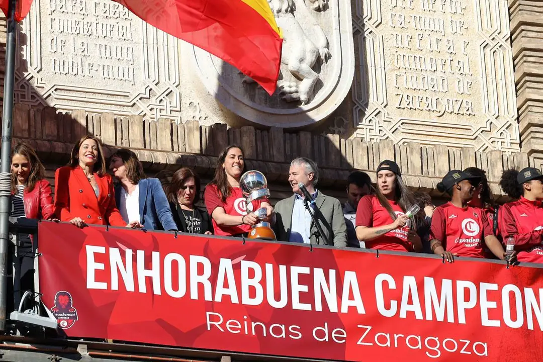 Foto de las jugadoras del Casademont