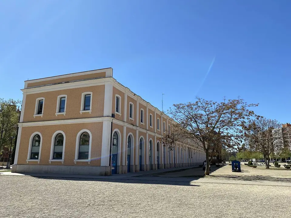 Parte de la explanada de la Estaci&oacute;n del Norte