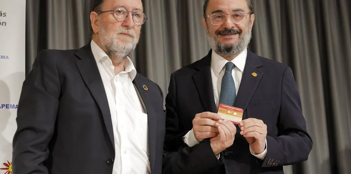 El presidente Lamb&aacute;n y la consejera Mariv&iacute; Broto han mantenido un encuentro con el Coapema en el Espacio Joven Baltasar Graci&aacute;n
