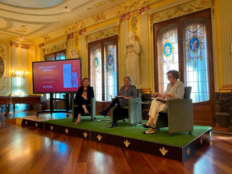 Hoy se ha presentado el libro &ldquo;Reinas, damas y se&ntilde;oras. Mujeres en las sombras de la Casa Real de Arag&oacute;n&rdquo;, de la historiadora Anabel Lape&ntilde;a y la periodista Ana Segura