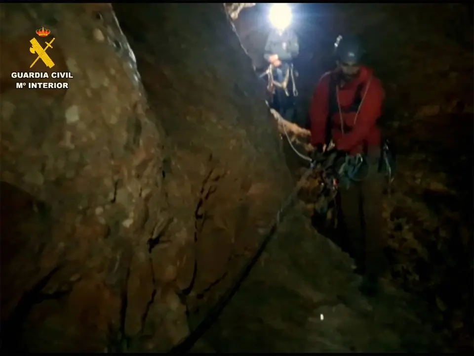 Los rescatados se encontraban ilesos, siendo trasladados hasta su veh&iacute;culo particular que estaba en la localidad de Riglos
