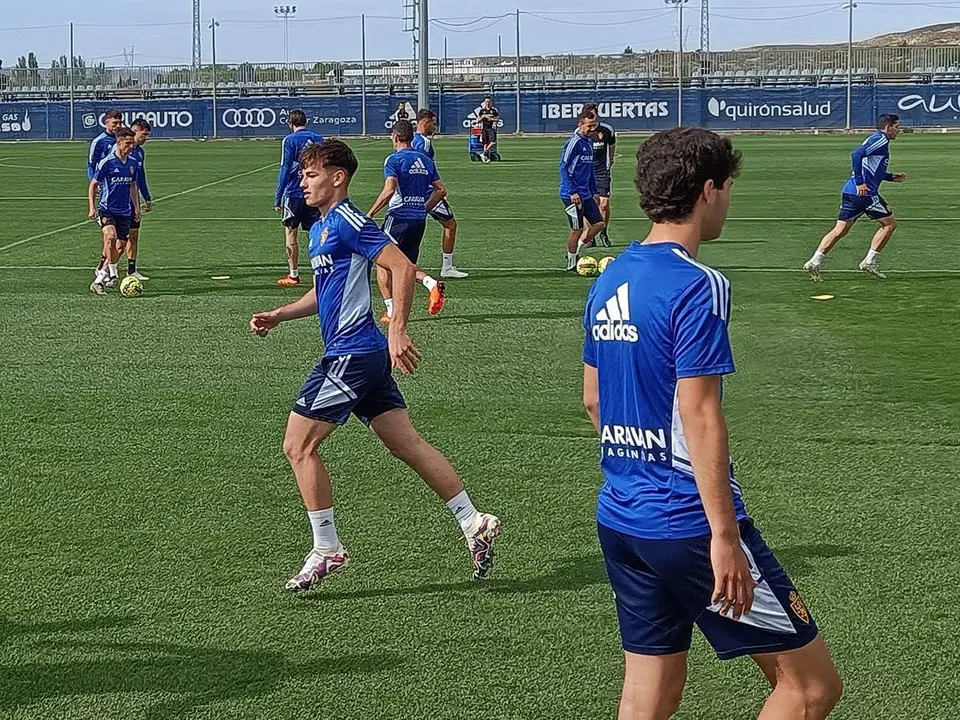 Entrenamiento del Real Zaragoza en la Ciudad Deportiva