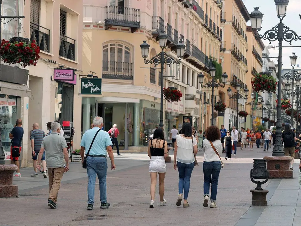 Desde comienzos de siglo, la diferencia de poblaci&oacute;n entre Zaragoza y Sevilla se ha reducido en casi 75.000 personas
