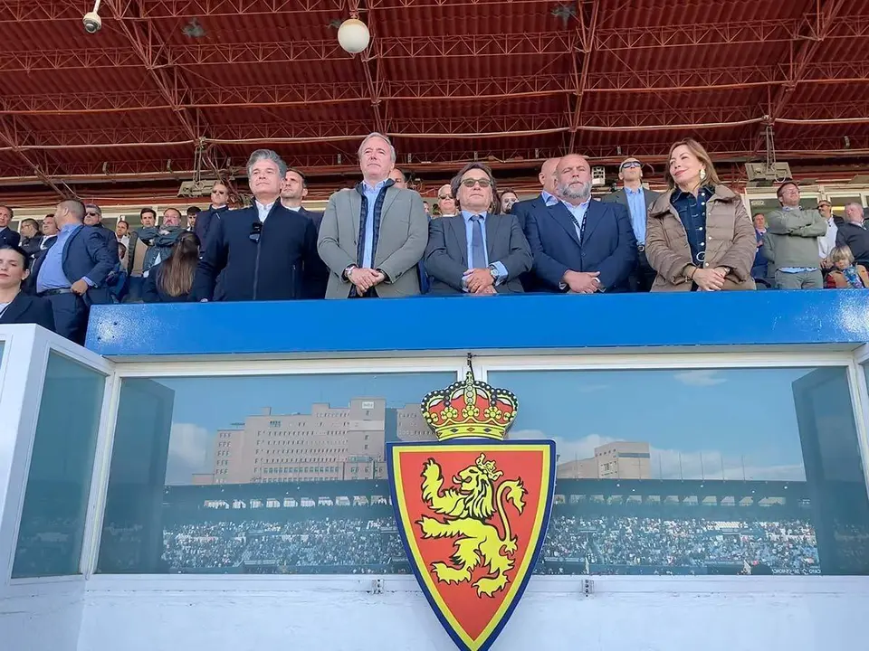 Los candidatos de PP y Arag&oacute;n Existe han asistido al encuentro, y Lamb&aacute;n y Daniel P&eacute;rez Calvo han ofrecido declaraciones por la ma&ntilde;ana 