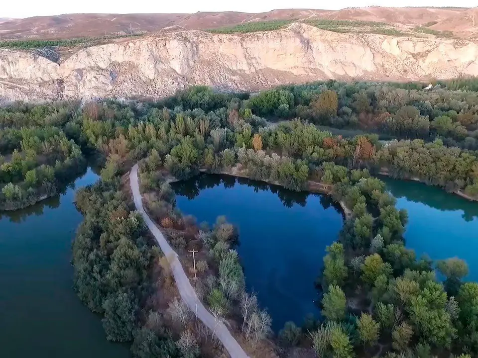 Vista a&eacute;rea de los Galachos de Juslibol