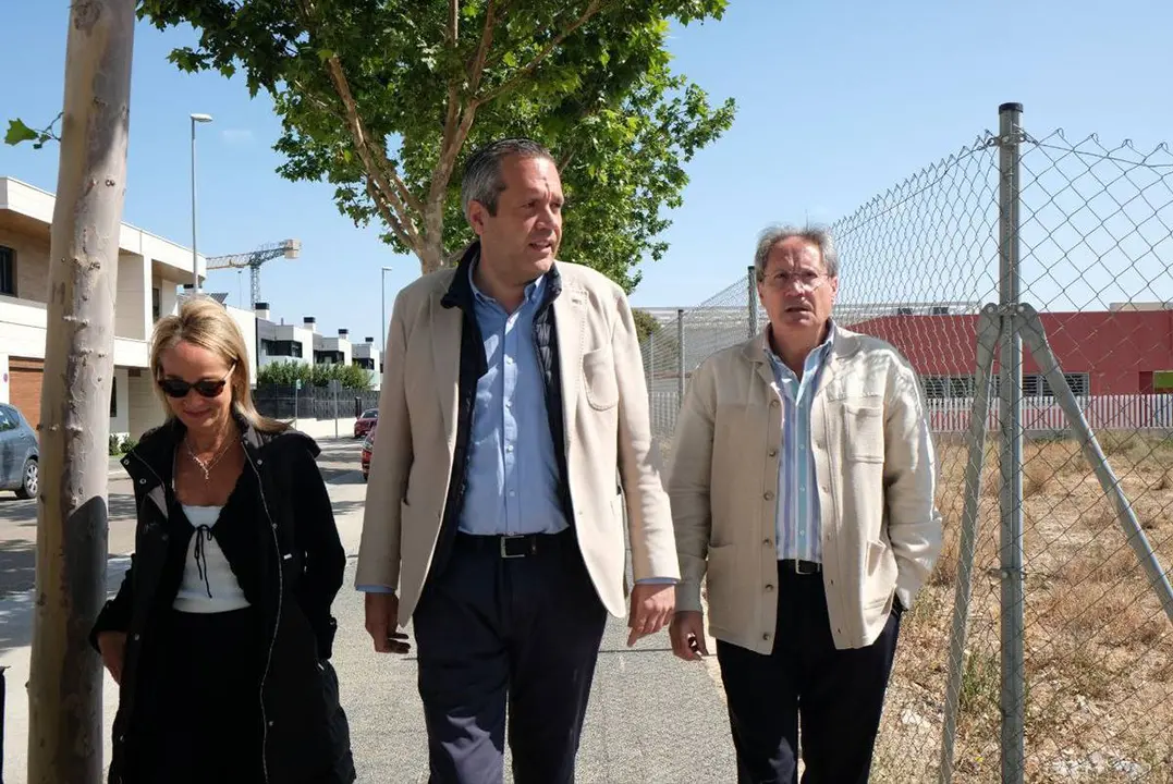 El candidato a la Presidencia del Gobierno de Arag&oacute;n ha destacado que Cuarte tiene 15.000 habitantes, pero no un centro de salud. Fotograf&iacute;a: Ciudadanos.