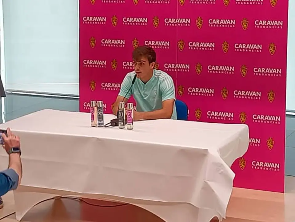 Francho Serrano en su comparecencia en Saphir
