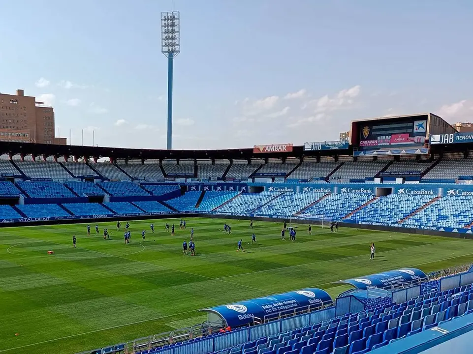 Entrenamiento del Real Zaragoza en La Romareda