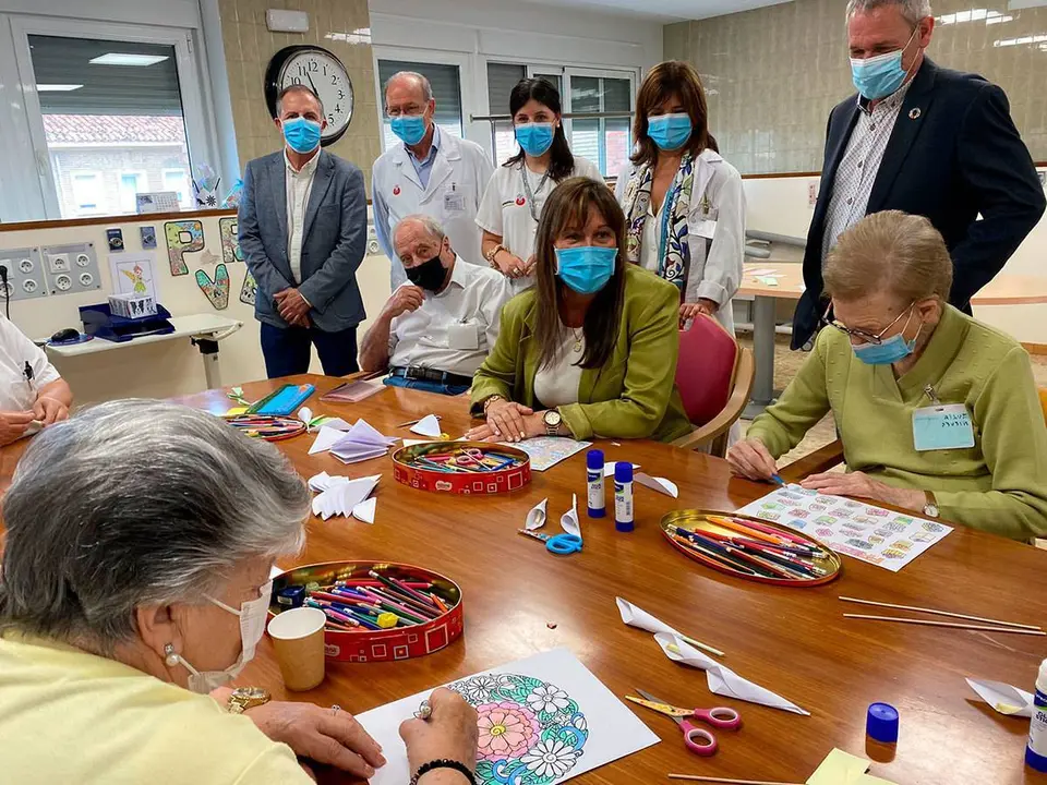 La consejera de Sanidad, Sira Repoll&eacute;s, ha visitado esta ma&ntilde;ana el hospital San Juan de Dios. 
