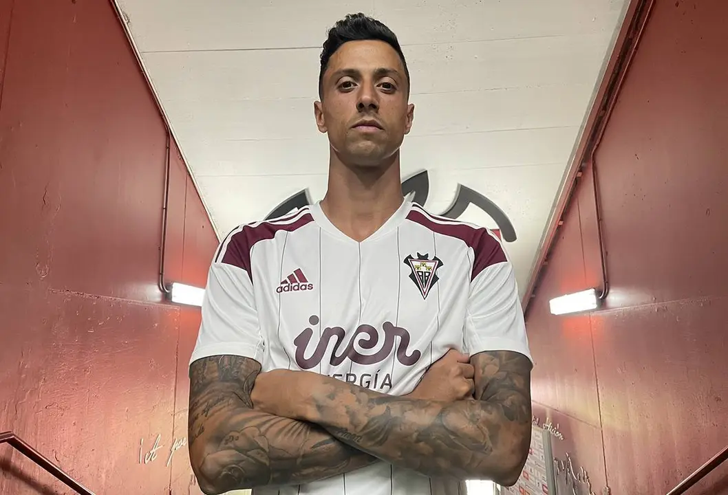 Maikel Mesa es el primer fichaje de Juan Carlos Cordero en este mercado veraniego. Fotograf&iacute;a: Albacete Balompi&eacute;.