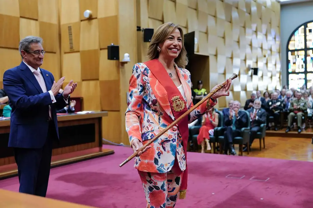 Natalia Chueca en el momento de ser investida alcaldesa de Zaragoza