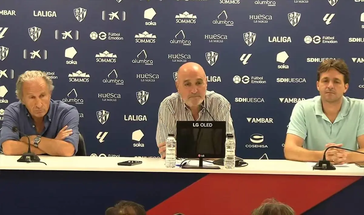 De izquierda a derecha: 'Pet&oacute;n', Fernando Callizo y Josete Ortas.