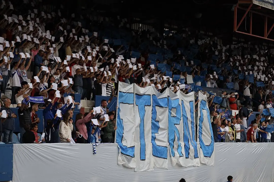 Hasta 17.500 abonados tiene ya el Real Zaragoza. Fotograf&iacute;a: Laura Trives.