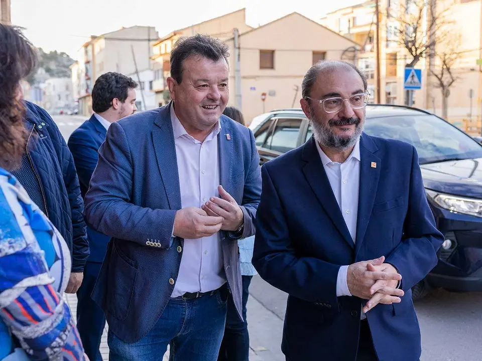 Zubieta y Lamb&aacute;n compartieron varios actos en la &uacute;ltima campa&ntilde;a electoral y manten&iacute;an una estrecha relaci&oacute;n |  Foto: PSOE Arag&oacute;n