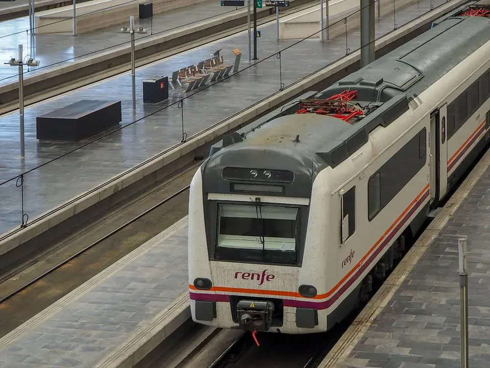 &Uacute;ltimas plazas disponibles para los trenes entre Zaragoza y Teruel  durante las Fiestas del &Aacute;ngel.