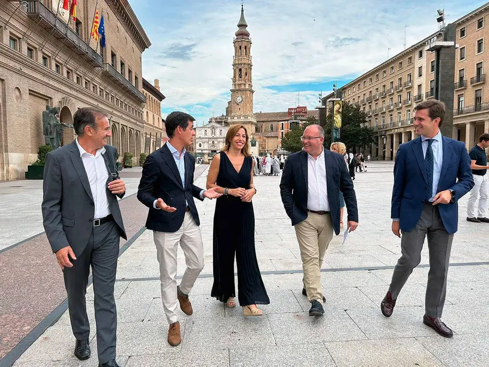 En el encuentro han participado otros miembros del Partido Popular