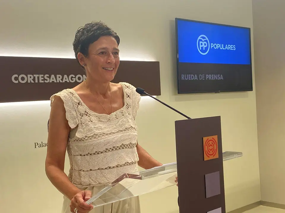 Ana Mar&iacute;n acusa a la DGA de desatender la sanidad en el medio rural.