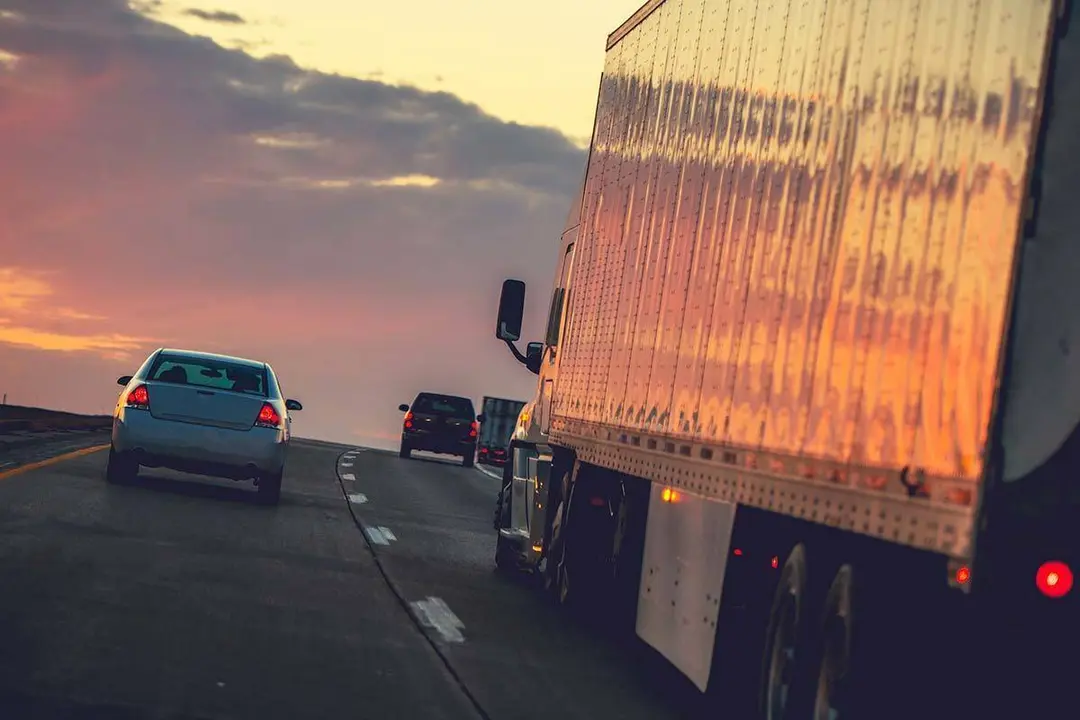 Veh&iacute;culos en carretera