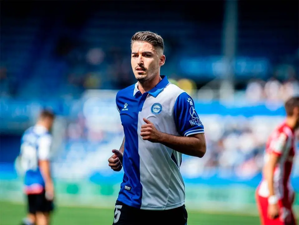 Toni Moya procede del Alav&eacute;s, donde ha disputado las &uacute;ltimas dos temporadas