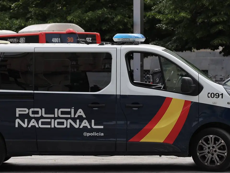 Furg&oacute;n de la Polic&iacute;a Nacional