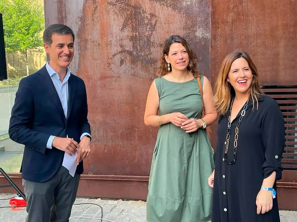 Pedro Navarro ha se&ntilde;alado la importancia de bajar el IRPF y el IVA de carnes, pescados y conservas