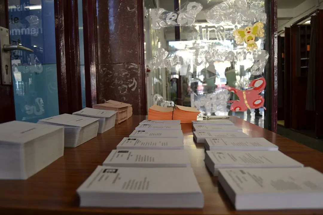 Papeletas en un colegio electoral en las anteriores elecciones