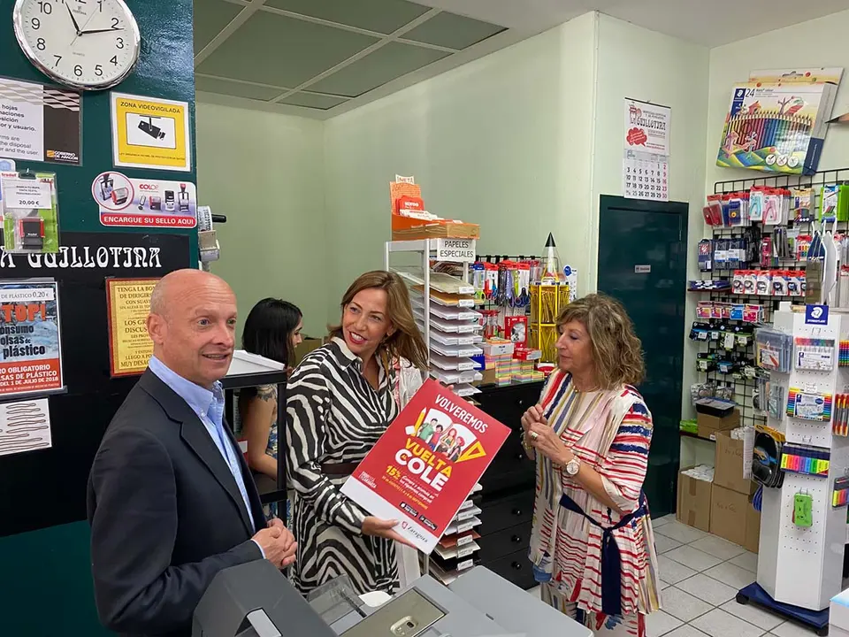La alcaldesa de Zaragoza, Natalia Chueca, impulsa la campa&ntilde;a especial "vuelta al cole" de Volveremos