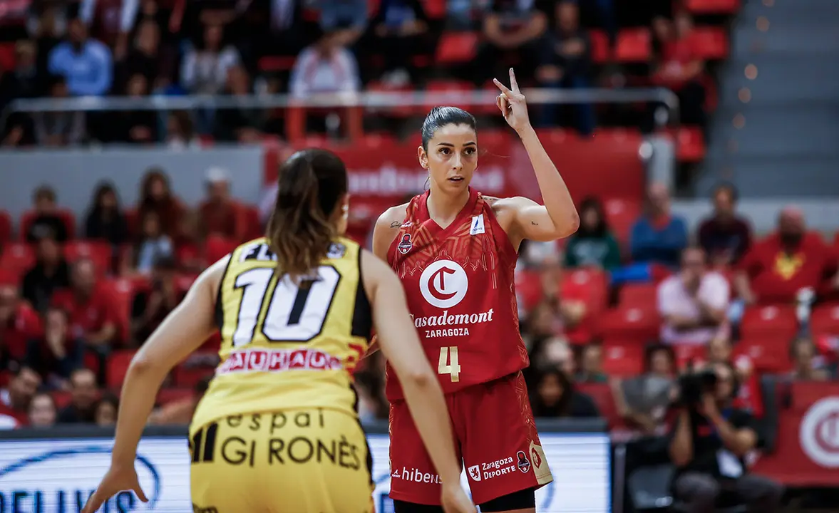 La primera jornada tendr&aacute; lugar el fin de semana del 23 y 24 de septiembre en el que las rojillas se enfrentar&aacute;n a todo un Spar Girona. Fotograf&iacute;a: Casademont Zaragoza.