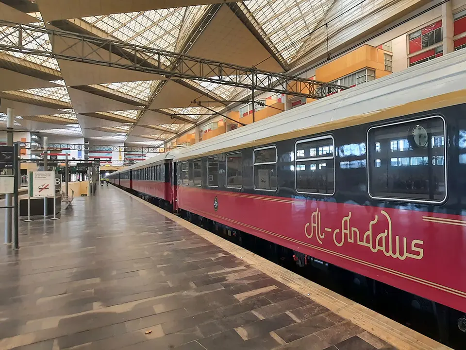 Tren Al Andalus en la Estaci&oacute;n Delicias