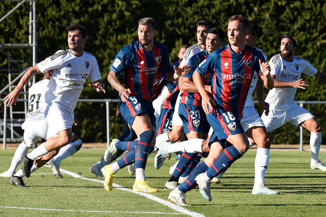La S.D. Huesca juega este viernes su &uacute;ltimo amistoso antes de empezar la Segunda Divisi&oacute;n. Fotograf&iacute;a: S.D. Huesca.