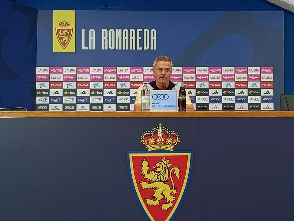 Fran Escrib&aacute; en sala de prensa