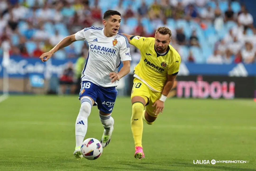 El conjunto de Fran Escrib&aacute; se llev&oacute; el choque liguero ante el Villarreal B por 2-0. Fotograf&iacute;a: LaLiga Hypermotion.