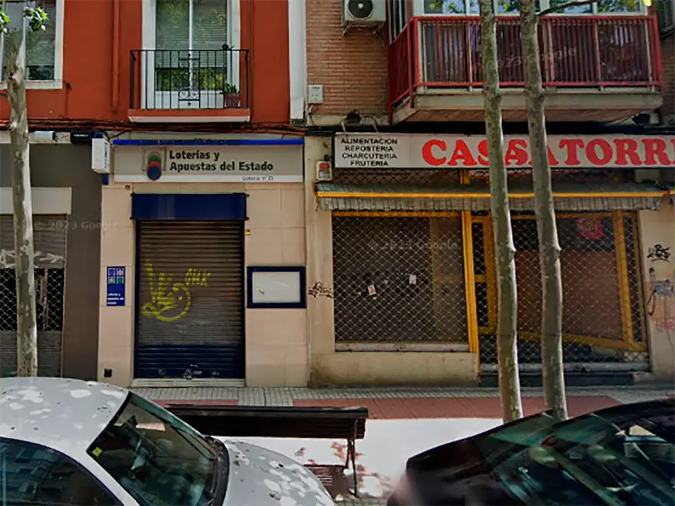 Administraci&oacute;n de loter&iacute;a en la calle Fray Juli&aacute;n Garc&eacute;s de Zaragoza