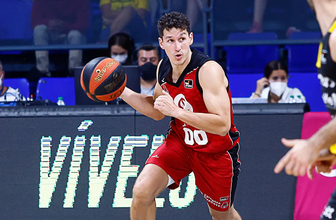 San Miguel ha disputado hasta cuatro temporadas en Zaragoza. Fotograf&iacute;a: ACB.