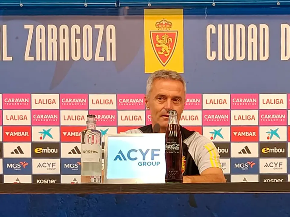 Ruedo de prensa de Fran Escrib&aacute;