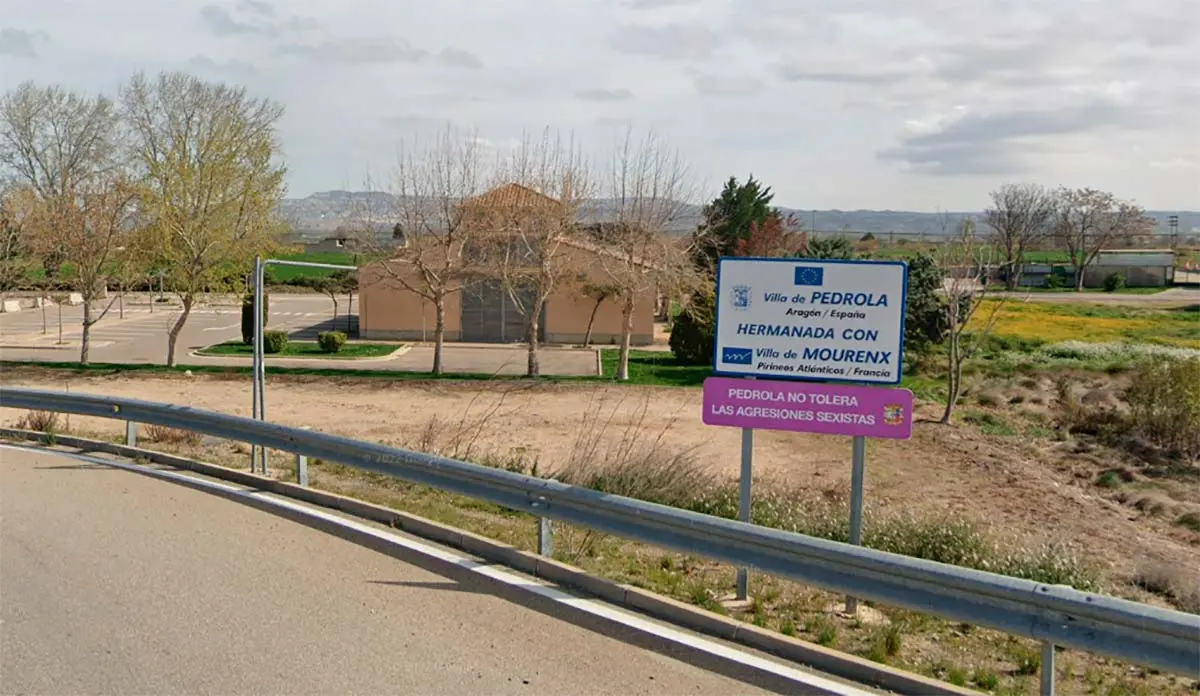 Tres habitantes de la localidad han tenido que ser evacuados este domingo despu&eacute;s de permanecer desde el s&aacute;bado atrapados en su vivienda