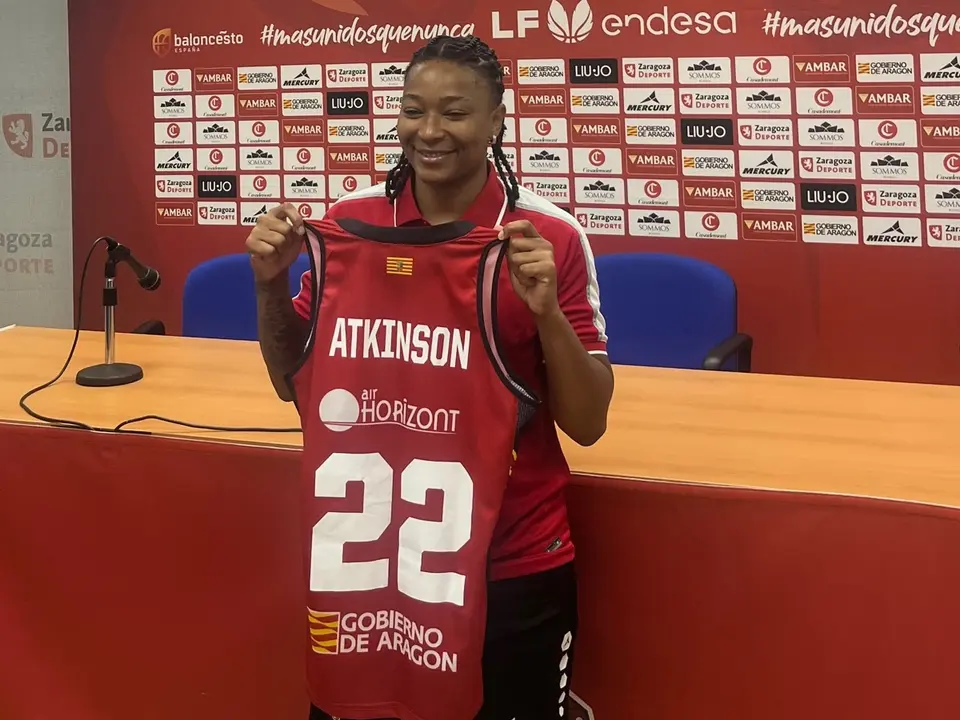 La jugadora norteamericana ha sido presentada como nueva incorporaci&oacute;n del Casademont Zaragoza