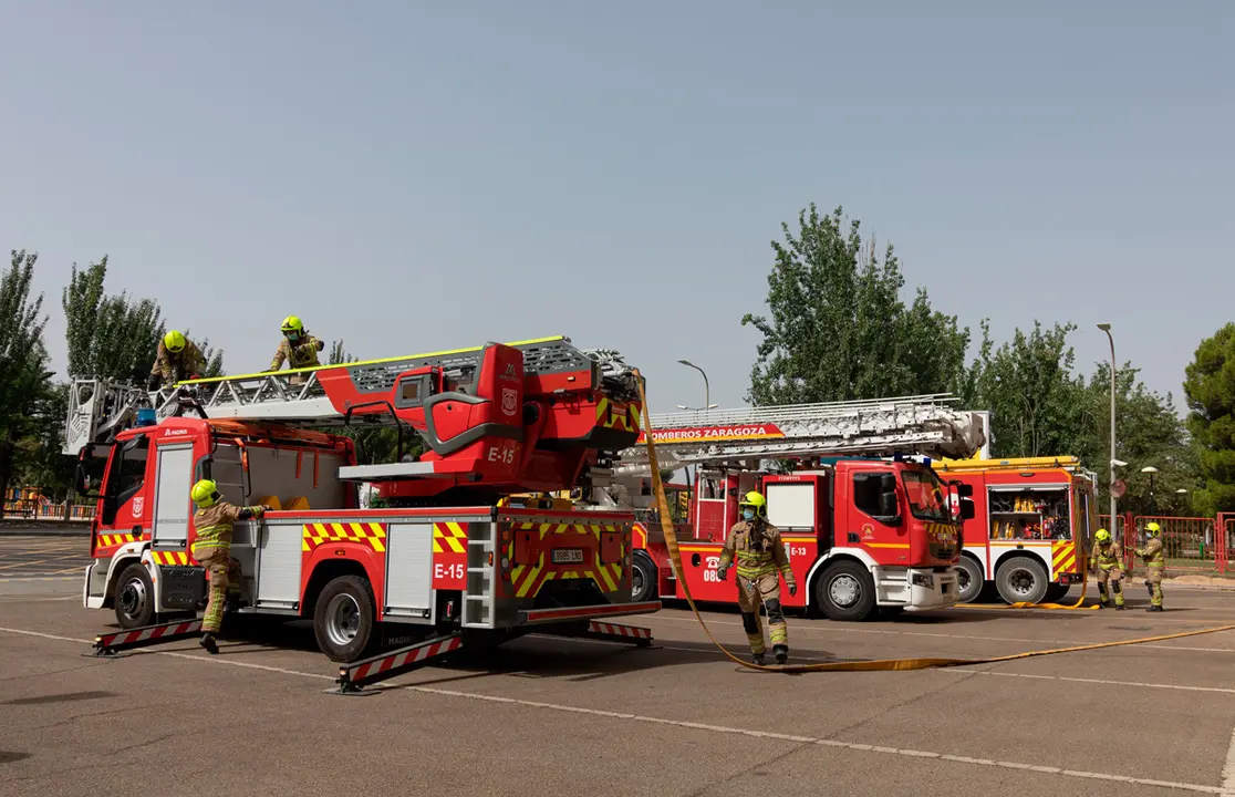 El Ayuntamiento de Zaragoza se ha puesto a su disposici&oacute;n para enviar Bomberos y Protecci&oacute;n Civil