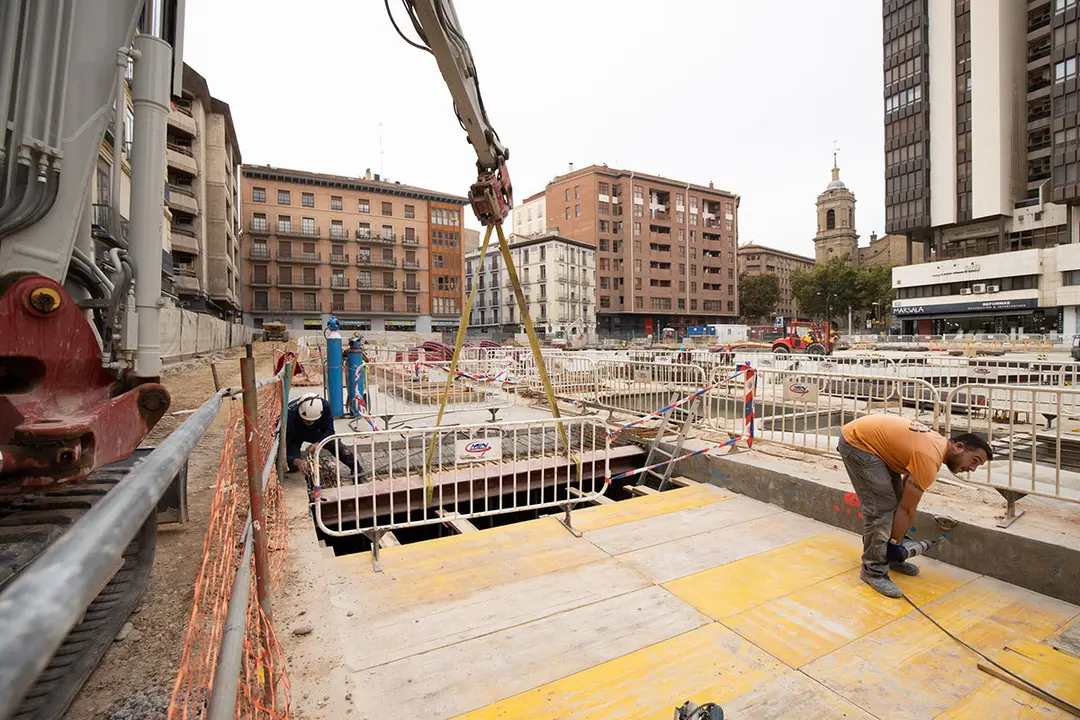 Persona trabajando en la construcci&oacute;n 