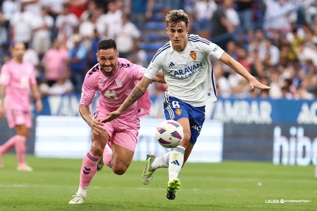 Franc&eacute;s podr&iacute;a ser el lateral izquierdo para el choque ante el Racing. Fotograf&iacute;a: LaLiga.