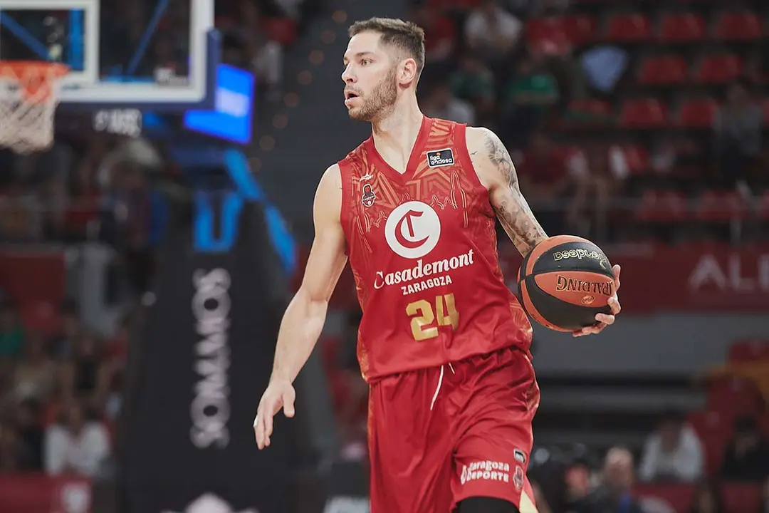 Con la p&eacute;rdida de Jovic, Fisac considera que el proyecto deportivo "est&aacute; da&ntilde;ado" . Foto: Casademont Zaragoza