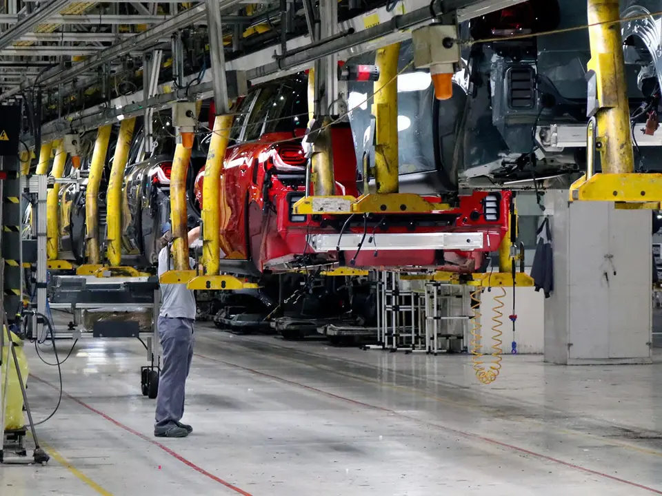 Stellantis tambi&eacute;n habr&iacute;a presentado otro proyecto al nuevo Perte VEC, a la l&iacute;nea dedicada a la puesta en valor del coche el&eacute;ctrico