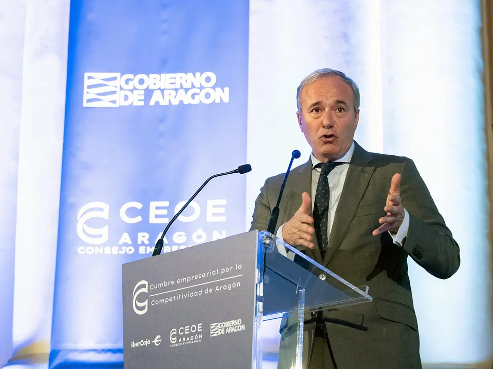 Azc&oacute;n ha participado en la VII Cumbre por la Competitividad de CEOE Arag&oacute;n