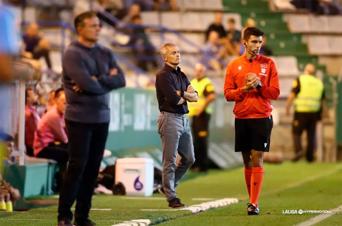 Despu&eacute;s de la derrota ante el Racing de Ferrol, el m&iacute;ster se ha mostrado tranquilo y alejado de lecturas dram&aacute;ticas. Foto: LaLiga