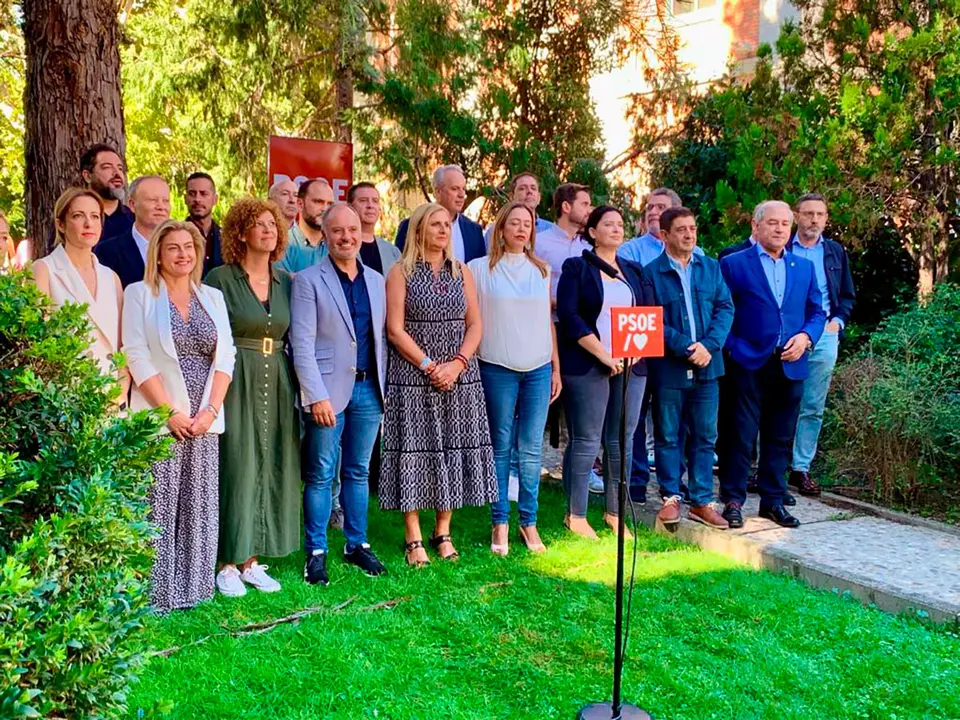 Por parte del PSOE Arag&oacute;n han participado los secretarios generales de Huesca, Fernando Sab&eacute;s, y Teruel, Mayte P&eacute;rez, y el n&uacute;mero 2 por Zaragoza, Mart&iacute;n Nicol&aacute;s